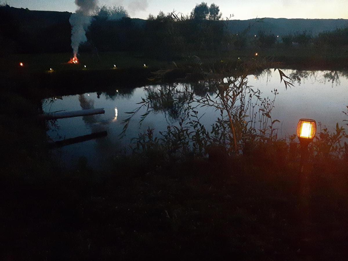 Kacso Apartma Ocna de Sus Buitenkant foto
